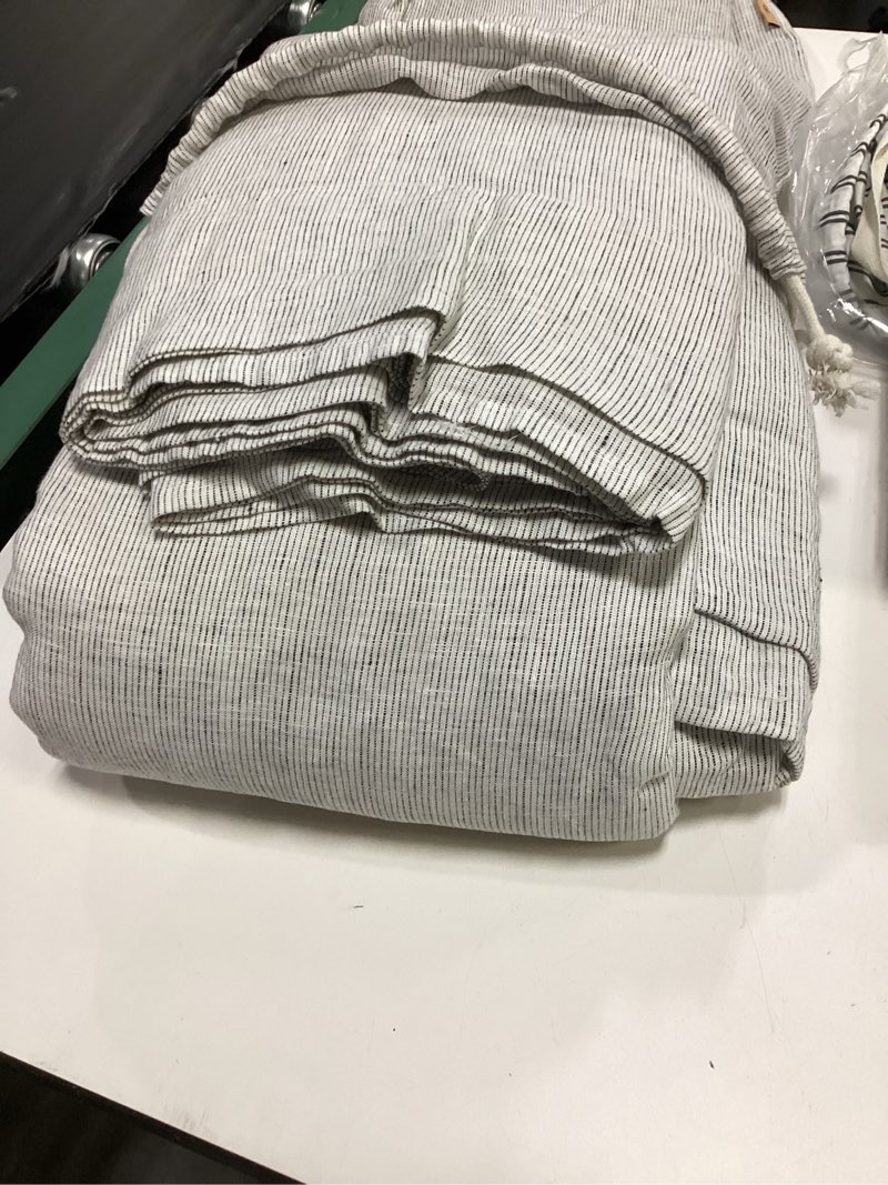 Condition photo showing Good Condition for quince european linen sheet set king black/gray