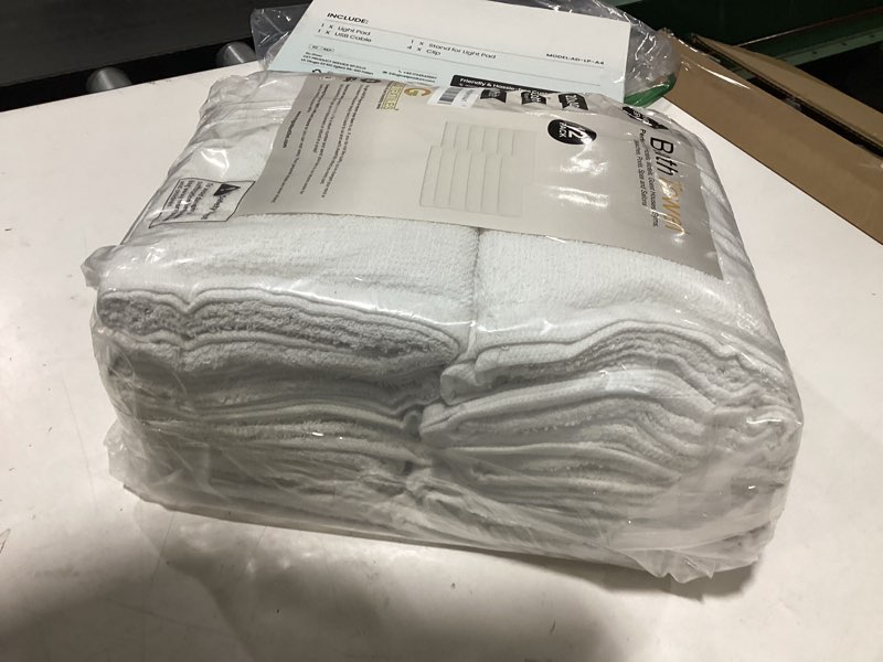 Condition photo showing New/Like New for GOLD TEXTILES 12 Pcs New White (20x40 Inches) Cotton Blend Terry Bath Towels Salon/Gym Towels Light Weight Fast Drying 12 Pack