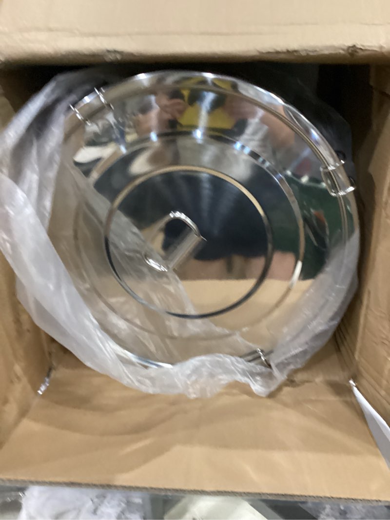 Condition photo showing Good Condition for 2 pcs 33/50l stainless steel airtight canister with lid and locking clamp, 8.7/13.2 gal storage container for rice/flour/grain/pet food, for kitchen/pantry/restaurant silver 8.7+13.2gal