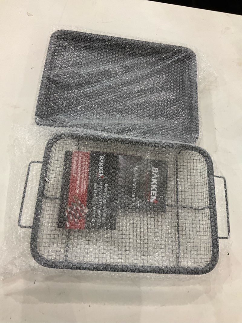 Condition photo showing New/Like New for Non-Stick Bakeware Set 