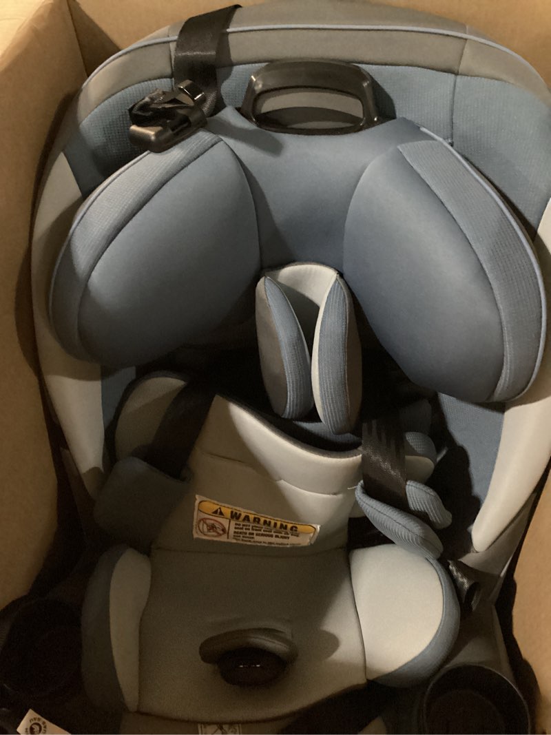 Condition photo showing Good Condition for Safety 1st Grow and Go All-in-One Slim Convertible Car Seat, Rear Facing, 5-40 lbs, Forward Facing (30–65 lbs), High Back Booster Seat 40-100 pounds, Alaskan Blue