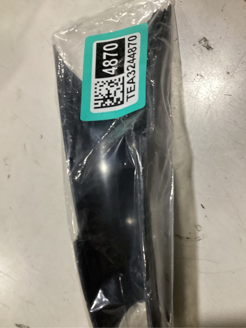 Condition photo showing Good Condition for 2pcs door handle covers left front and right front compatible with bmw 320, 328, 330, 335, m3 2012-2018 & bmw 428, 435, m4 2014-2017(carbon fiber black)