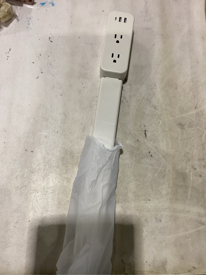 Condition photo showing Good Condition for electrical outlet extender stick - features usb-a, usb-c and 2 ac outlets, extends 22"-34", rotates 180° access hard-to-reach outlets, wall plug power socket expander nightstands, sofa, desks and more
