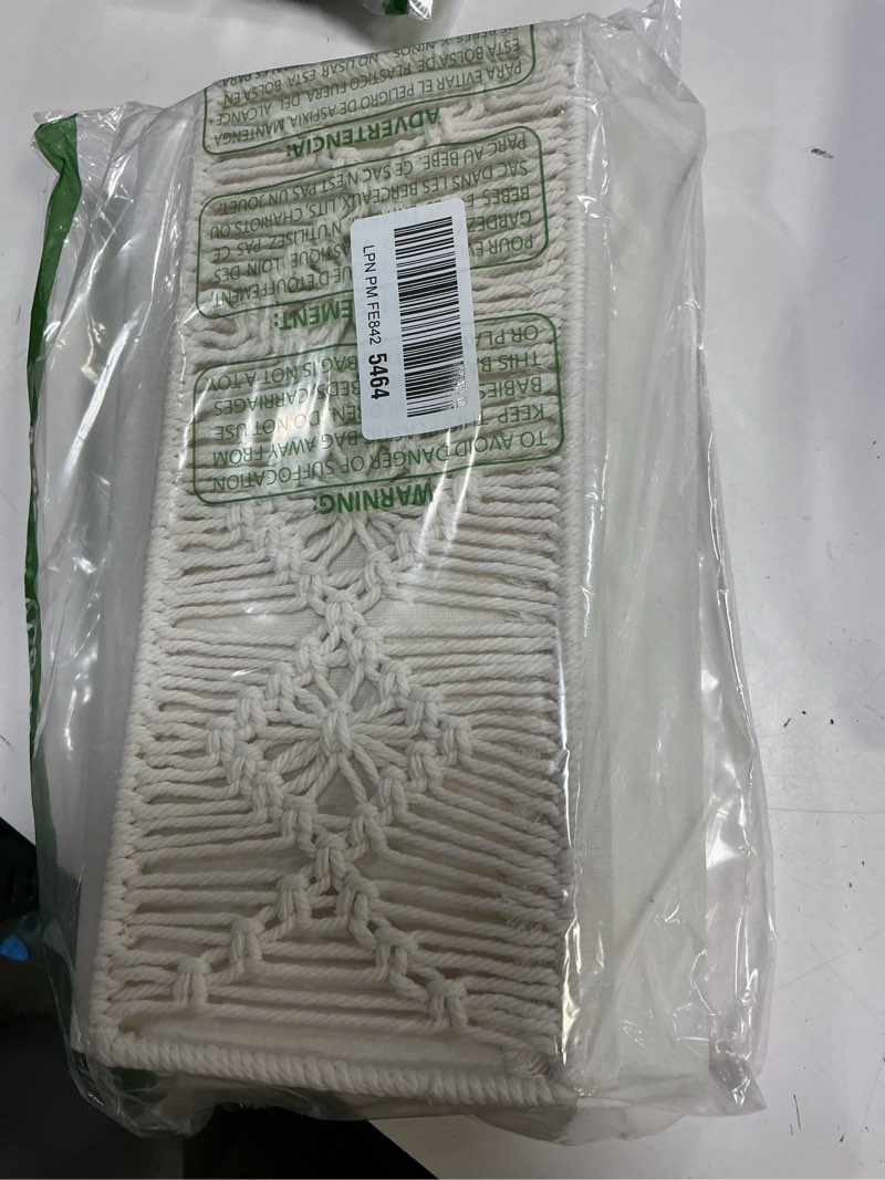 Condition photo showing Good Condition for Dahey Over The Door Organizer Macrame Boho Nursery Storage Decor with 4 Large Woven Pockets Closet Behind Hanging Organizer for Bedroom Nursery Bathroom Apartments Dorm Pantry Decoration,White