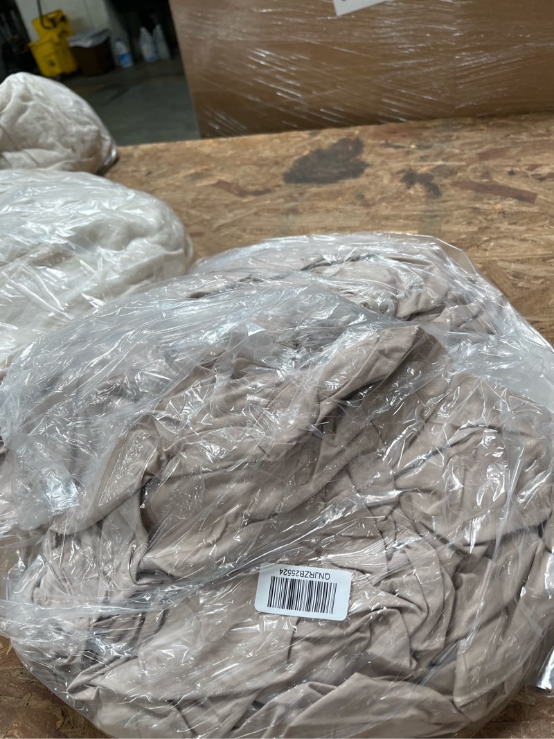 Condition photo showing Good Condition for bamboo sheet set, king, sand