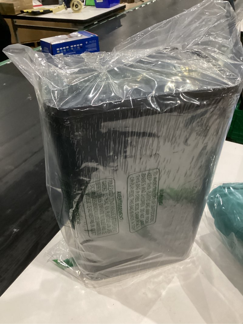 Condition photo showing New/Like New for 3.5 Gallons Capacity/ 14 Liter Plastic Trash Can, Garbage Bin with Swing Lid, Black, 9.8" x 6.6" x 16.7"
