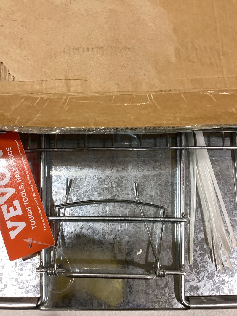 Condition photo showing Good Condition for vevor live animal cage trap, 31" x 10" x 12" humane cat trap galvanized iron, folding animal trap with handle for rabbits, stray cats, squirrels, raccoons, groundhogs and opossums