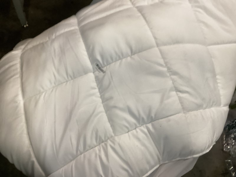 Condition photo showing As Is for Ultra Soft Queen Size Mattress Topper - Viscose Made from Bamboo Pillow Top Mattress Pad for Back Pain Relief - Naturally Cooling for Hot Sleepers, Green Green Queen