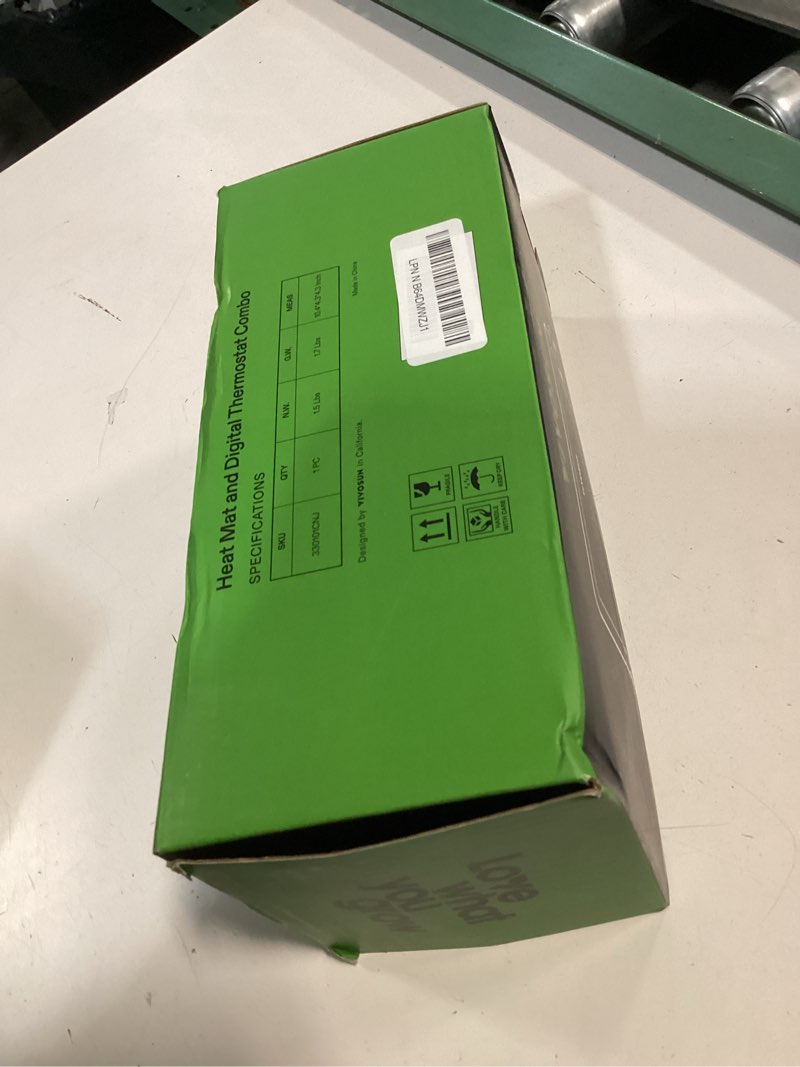 Condition photo showing New/Like New for vivosun 10"x 20.75" seedling heat mat and digital thermostat combo set, ul & met-certified warm hydroponic heating pad for germination, indoor gardening, greenhouse 10"x20.75"