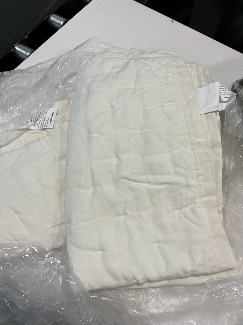 Condition photo showing As Is for quince european linen dream quilt set, king/cal king, ivory( only sham )