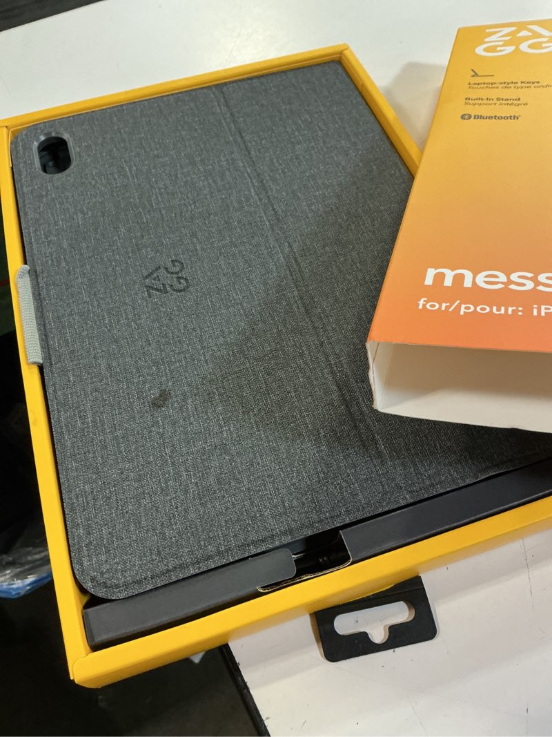 Condition photo showing Good Condition for zagg messenger folio 2 tablet keyboard & case laptop-style keys built-in stand for 10.9-inch 10th gen ipad