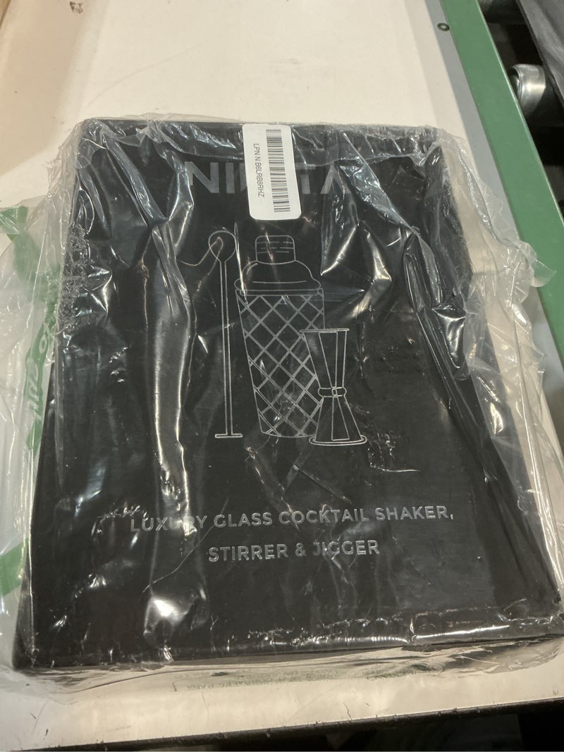 Condition photo showing New/Like New for glass cocktail shaker set - 5 piece - silver martini shaker set with strainer, jigger, spoon & muddler - 16 oz drink shakers cocktail - ideal gift for home bar & drink trolley décor