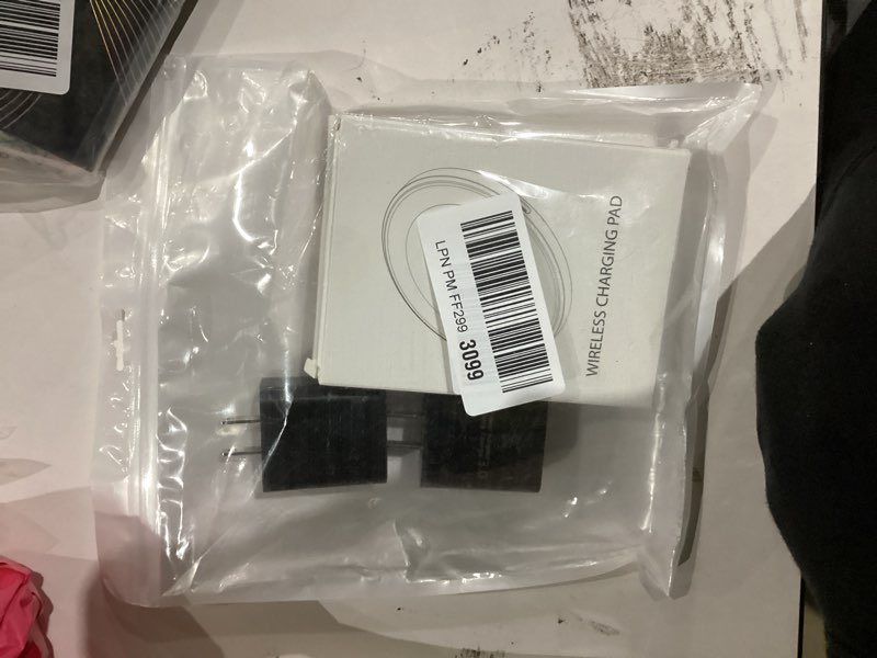 Condition photo showing New/Like New for 15W Wireless Charger for Motorola Fast Charging Pad for Moto G Power(2026)/Stylus(2025)/Edge+/Edge 70/Razr+/60 Ultra, 2Pack Android Wireless Charging Station for Pixel 10,iPhone 17Pro/16e,with Adapter 2pcs Black