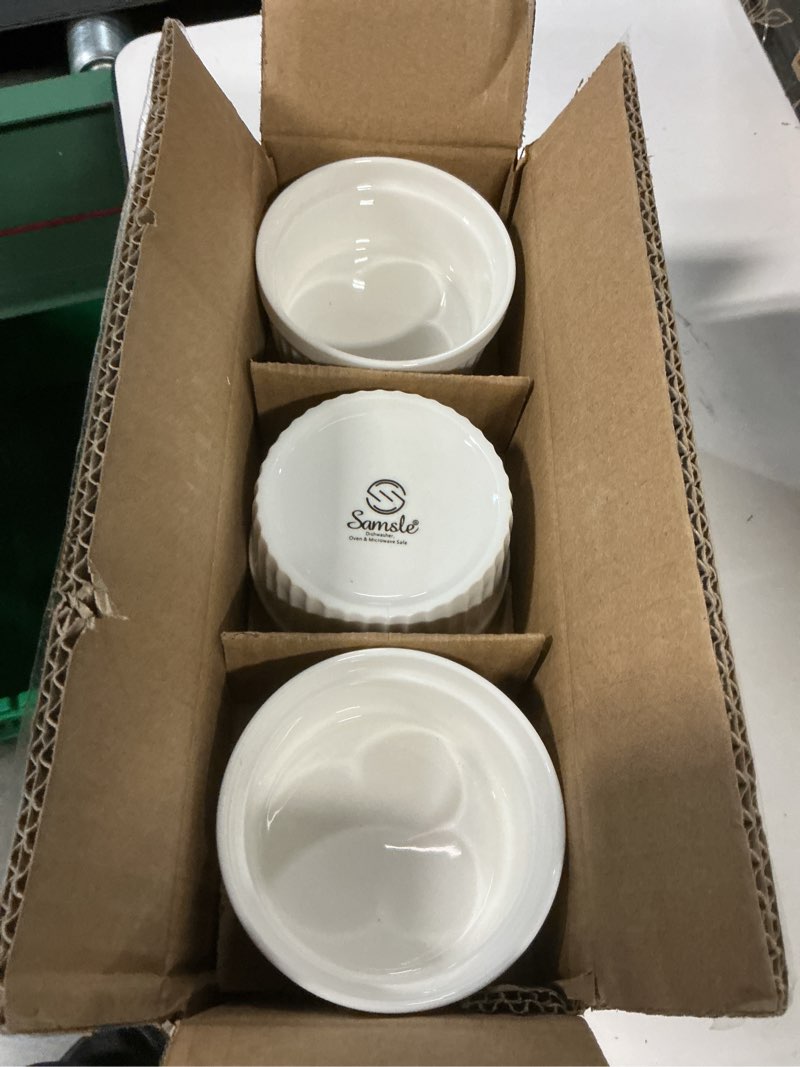 Condition photo showing New/Like New for Samsle 6 oz Ramekins Set of 6, Porcelain Ramekins Dishes for Creme Brulee,Souffle, Lava Cakes, Pudding, Custard Cups for Baking and Dipping,Oven Safe, White 3.7 inch