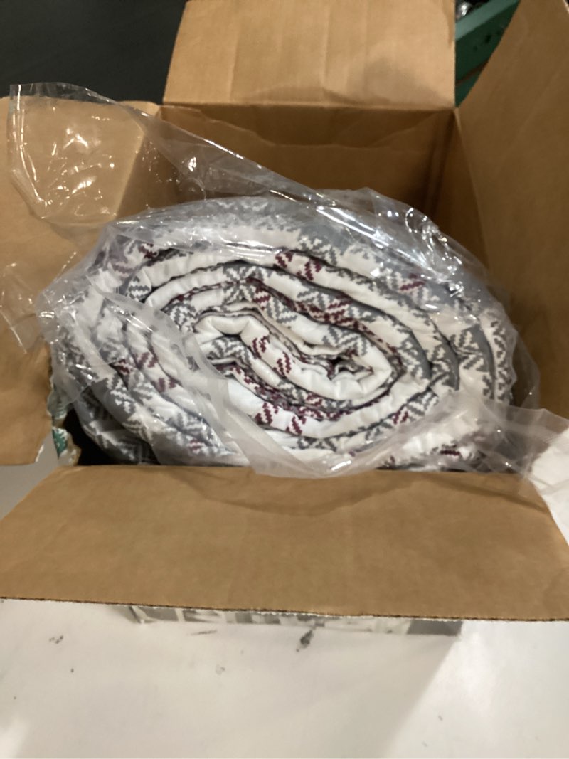 Condition photo showing Good Condition for (different colors ) queen size - reversible quilt set flowers 3 pieces soft lightweight bedspread with 2 pillow shams for all seasons (90\\\\\\\"×90\\\\\\\")  queen / full(90\\\\\\\"×90\\\\\\\")