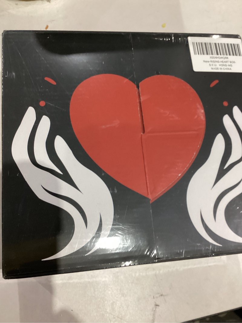 Condition photo showing New/Like New for Forever Flowers Preserved Roses In A Box - Eternal Flowers - Preserved Flowers Red Roses Bouquet - naturales Ramo De Flores Eternas Rosas eternas - forever roses in a box