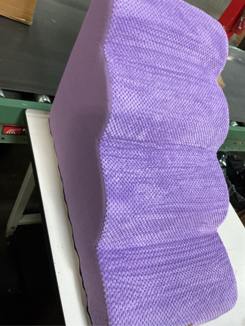 Condition photo showing Good Condition for Dog Ramp and Stair for Bed 16" H-20 H,3-Step Cat Stair for Sofa and Chair,4-Step Dog Ramp for High Bed and Window,Durable Nonslip Fabric Cover for Indoor (Purple-20 H, Pet Friendly, 4) Purple 4 20"H