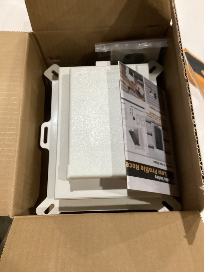 Condition photo showing Good Condition for recessed outlet box, dbvs1w-1 low profile electrical outlet boxes, wall plate kit for new vinyl siding, enclosed weatherproof pack with duplex & decorator style covers,1-gang, vertical, white white vertical; 1-gang