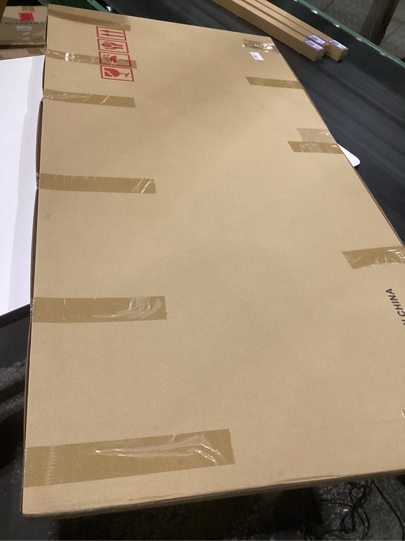 Condition photo showing Good Condition for canvas wall art, size unknown