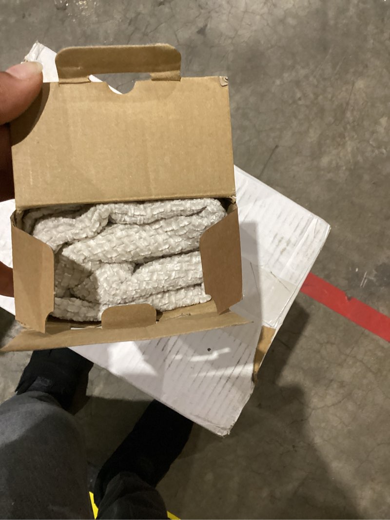 Condition photo showing New/Like New for MIULEE Pack of 2 Couch Throw Pillow Covers 18x18 Inch Neutral Beige Modern Boho Accent Decorative Pillow Covers Soft Chenille Farmhouse Cushion Covers for Home Decor Bed Sofa Living Room 18" x 18" (Pack of 2) Beige