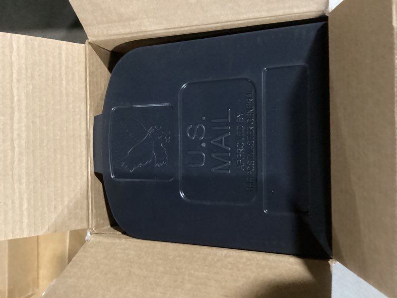 Condition photo showing Good Condition for Architectural Mailboxes Parsons Medium Capacity, Plastic Post Mount Mailbox, Black