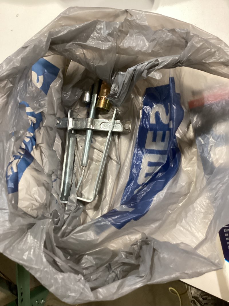 Condition photo showing Good Condition for plumber's puller kit