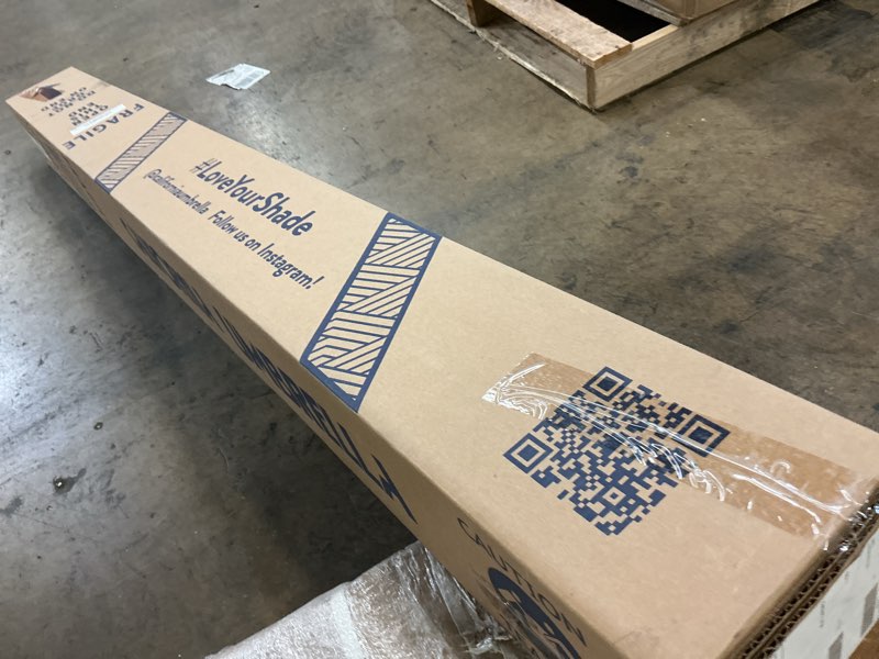 Condition photo showing New/Like New for California Umbrella Spa