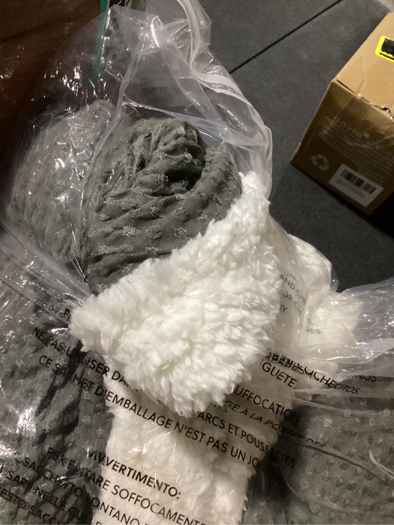 Condition photo showing Good Condition for similar to stock product… sherpa throw blanket for couch, flannel cozy soft thick blanket for bed - fleece, light gray, 80x90 inches light gray checkered 80\"*90\"