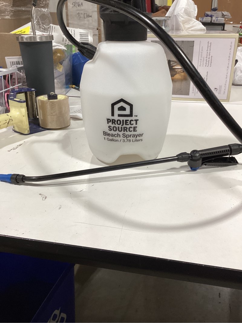 Condition photo showing Good Condition for project source 1-gallon plastic tank sprayer with adjustable spray pattern
