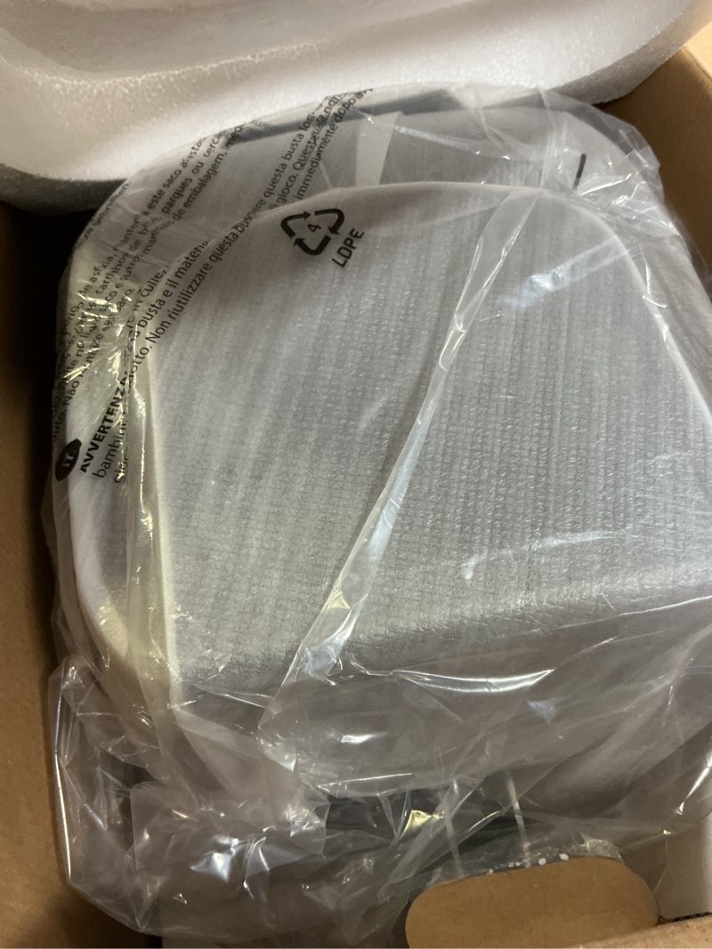 Condition photo showing New/Like New for ninja air fryer with air crisp | 5 qt capacity fits up to 4lbs of fries | 4-in-1 pro air fry, roast, reheat, dehydrate | 400°f max temp | 1750 watts | w/nonstick basket & crisper plate | grey | af141