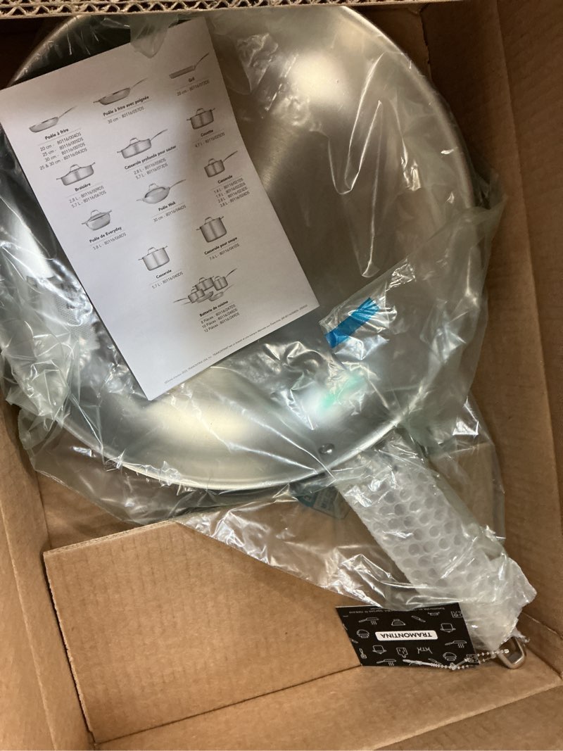 Condition photo showing Good Condition for tramontina signature 12-inch tri-ply clad stainless steel mirror polished large fry pan, induction ready, oven-safe
