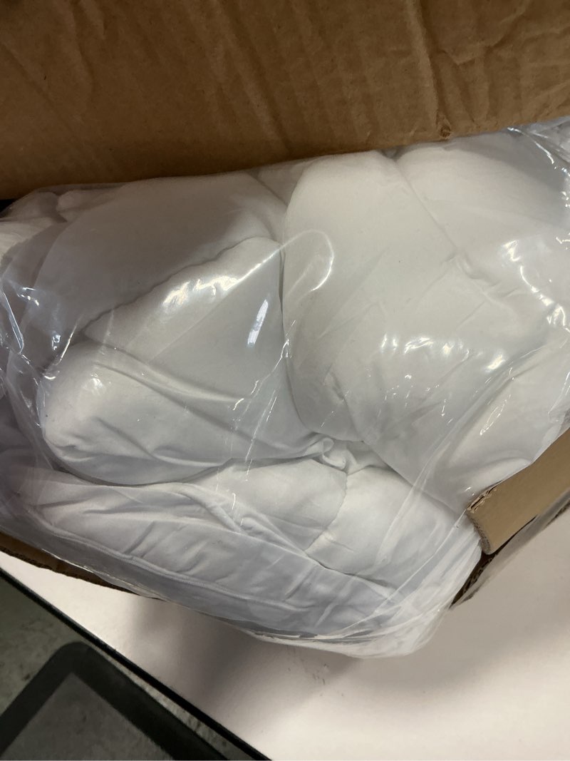 Condition photo showing Good Condition for ELEMUSE Queen Mattress Topper for Back Pain, Extra Thick Mattress Pad Cover, Plush Soft Pillowtop wi