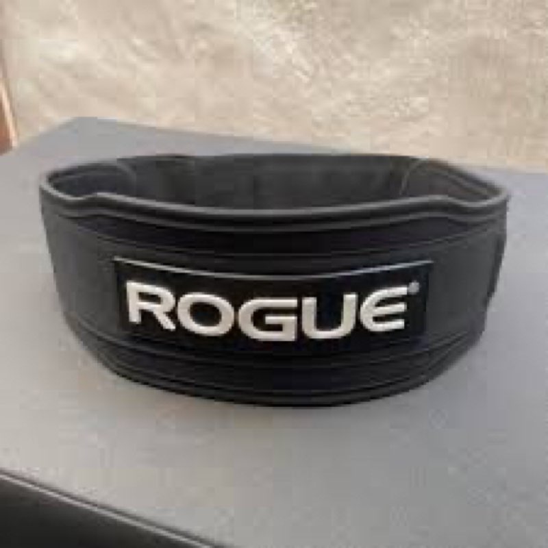 Rogue 5" Nylon Weightlifting Belt (Medium)