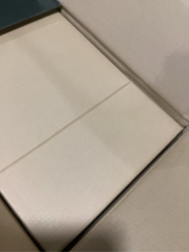 https://lotting-media.assets.bidfta.com/lotting_a23d5bd9-e316-4ba1-a00e-ab93cd5eb33e