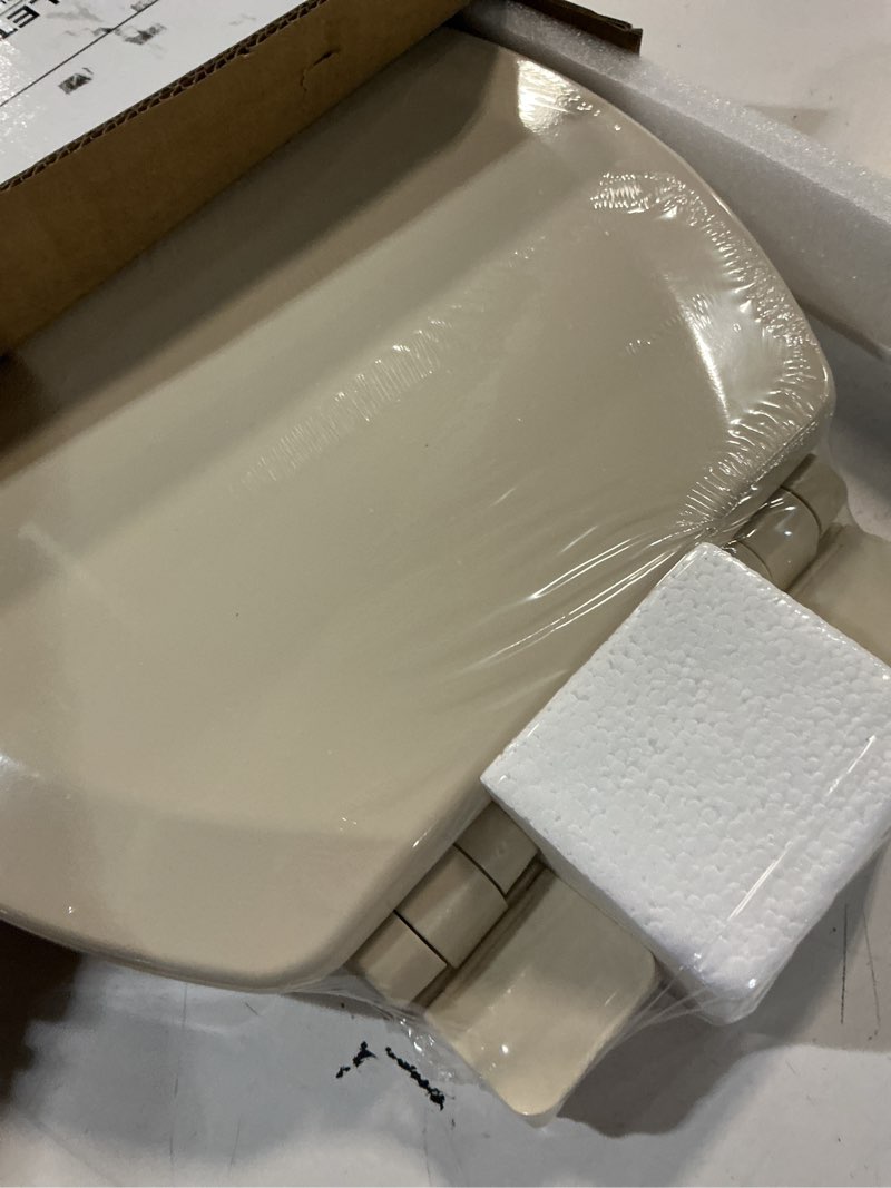 Condition photo showing Good Condition for angol shiold quiet-close molded wood toilet seat with non-slip adjustable hinges, anti-pinch bumpers, easy install & clean?biscuit, elongated 18.5''? elongated 18.5‘’ biscuit