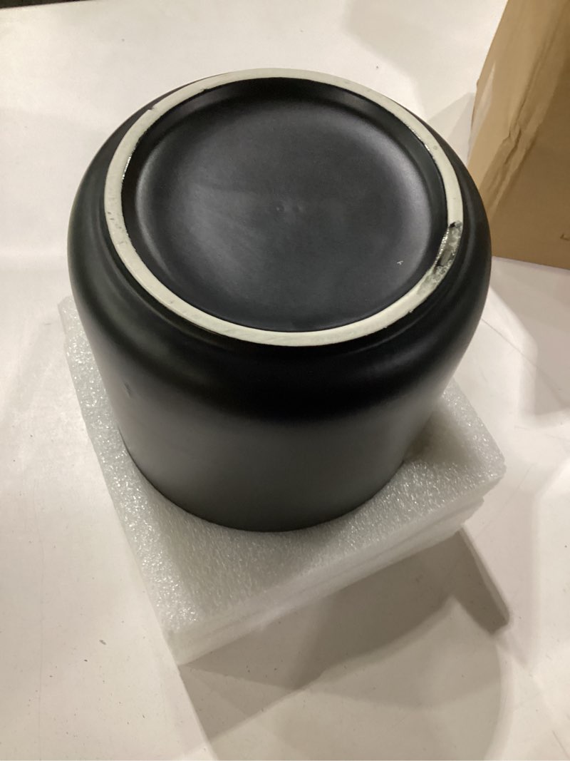 Condition photo showing Good Condition for mowtanco ceramic canister set (30 oz, 48 oz, 82 oz) – black ceramic jar set with airtight bamboo lids for flour, sugar, tea, coffee, pasta, nuts – 3-piece storage containers for kitchen counter 30/48/82 oz black