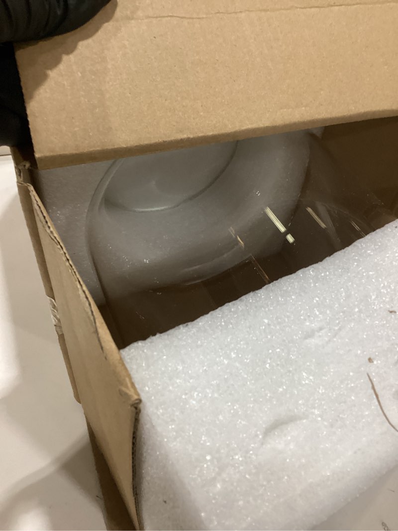 Condition photo showing Good Condition for Clear Glass Vase, Large Flower Vase, 8-inch Glass Flower Vase for Plants, Wide Mouth Vase for Home, Wedding, Living Room, Dining Table