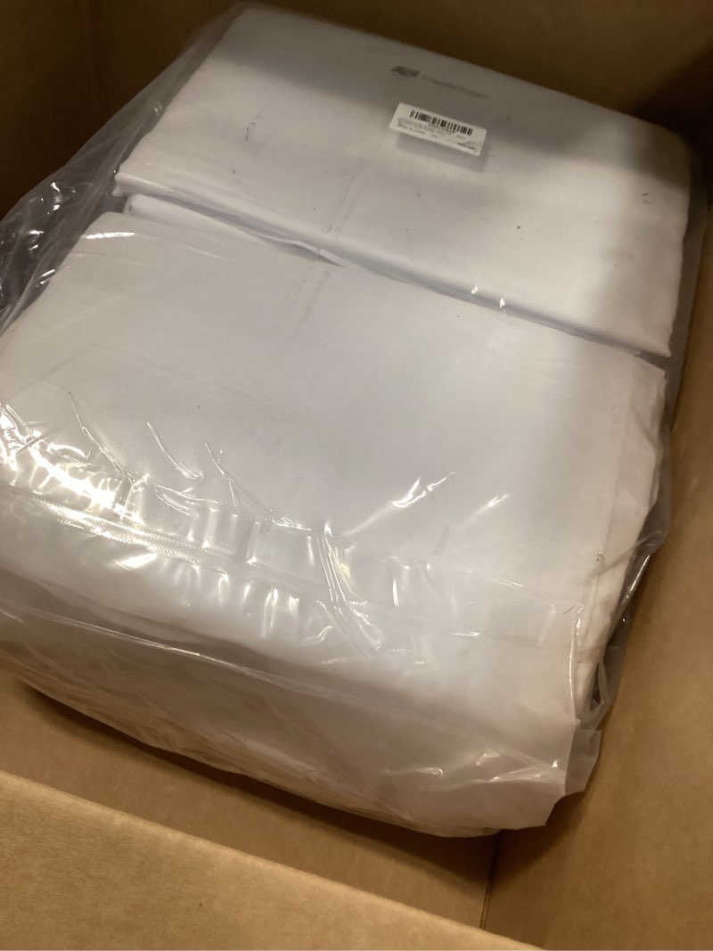 Condition photo showing Good Condition for 30 Pack Twin Flat Sheets Bulk Soft Microfiber Massage Spa Bed Sheet Dust Poof Cover for Hospital Hotel Airbab Dorm Home Windows Curtain(White,Twin) White Twin