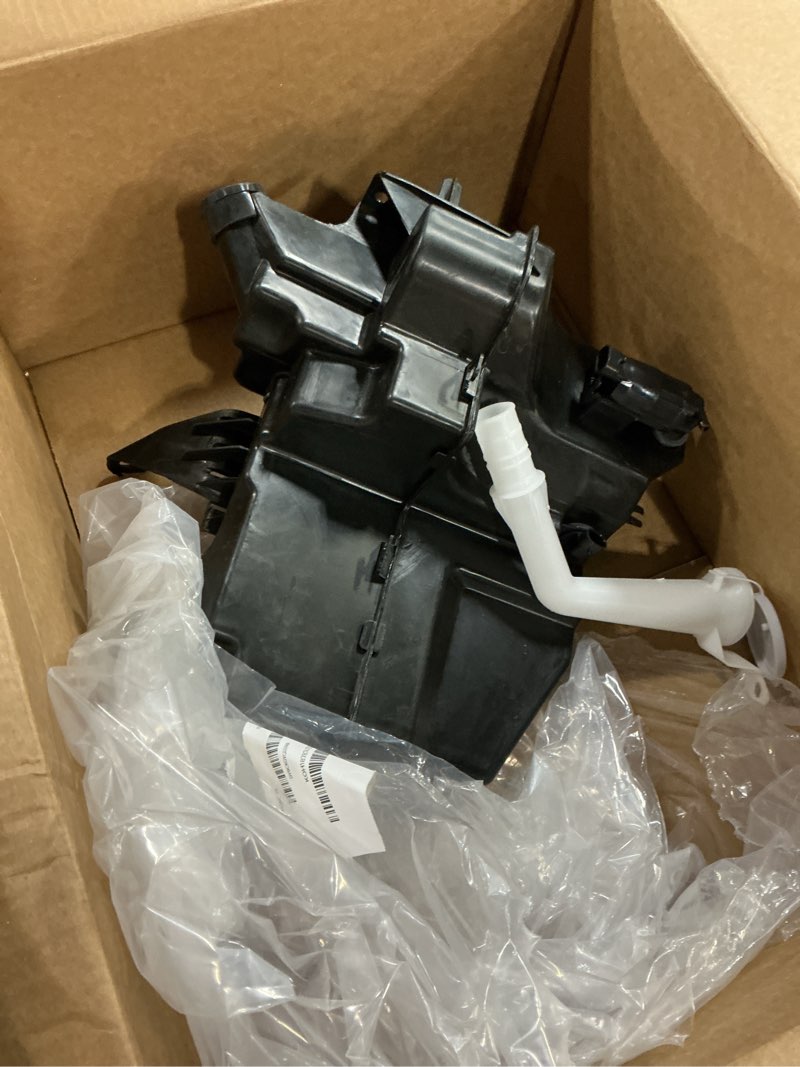 Condition photo showing Good Condition for windshield fluid reservoir with sensor compatible with nissan maxima 2016-2018, altima 2013-2018, washer fluid reservoir pump, replace# 28910-9hm0a