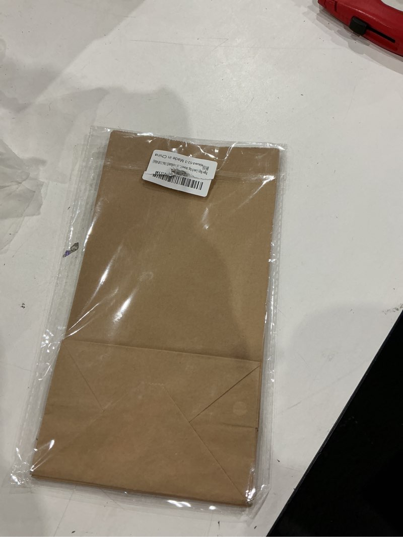 Condition photo showing Good Condition for vgoodall 5 pcs small brown paper bags - 7\"x3.5\"x2.2\" multi-purpose kraft goodie bags, rustic plain for kids birthday, party favors, candy, cookies & diy crafts brown medium