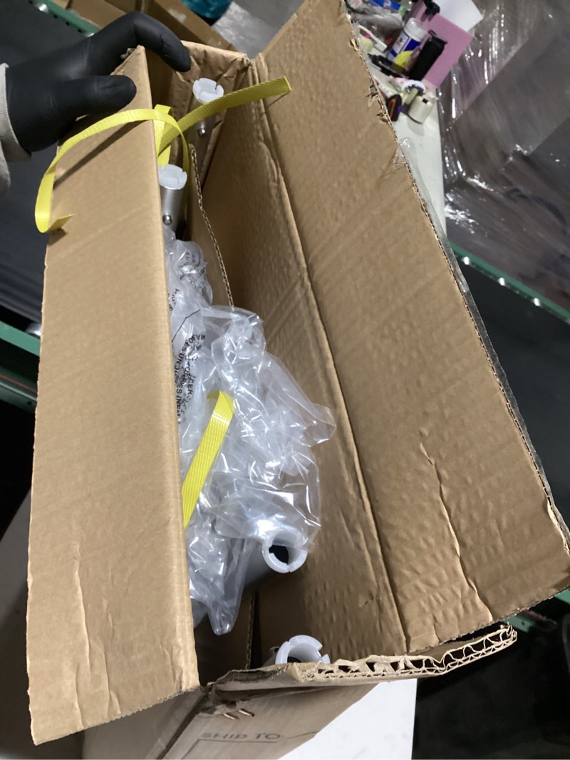 Condition photo showing Good Condition for Walker Adlt 2but w/5 whl.1/ea