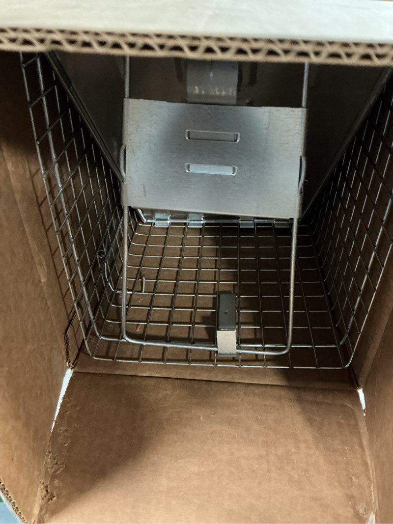 Condition photo showing Good Condition for havahart large 2 door humane catch and release live animal trap for armadillos, beavers, bobcats, small dogs, cats, foxes, groundhogs, nutria, opossums, raccoons, live catch trap for stray dogs 1045sr