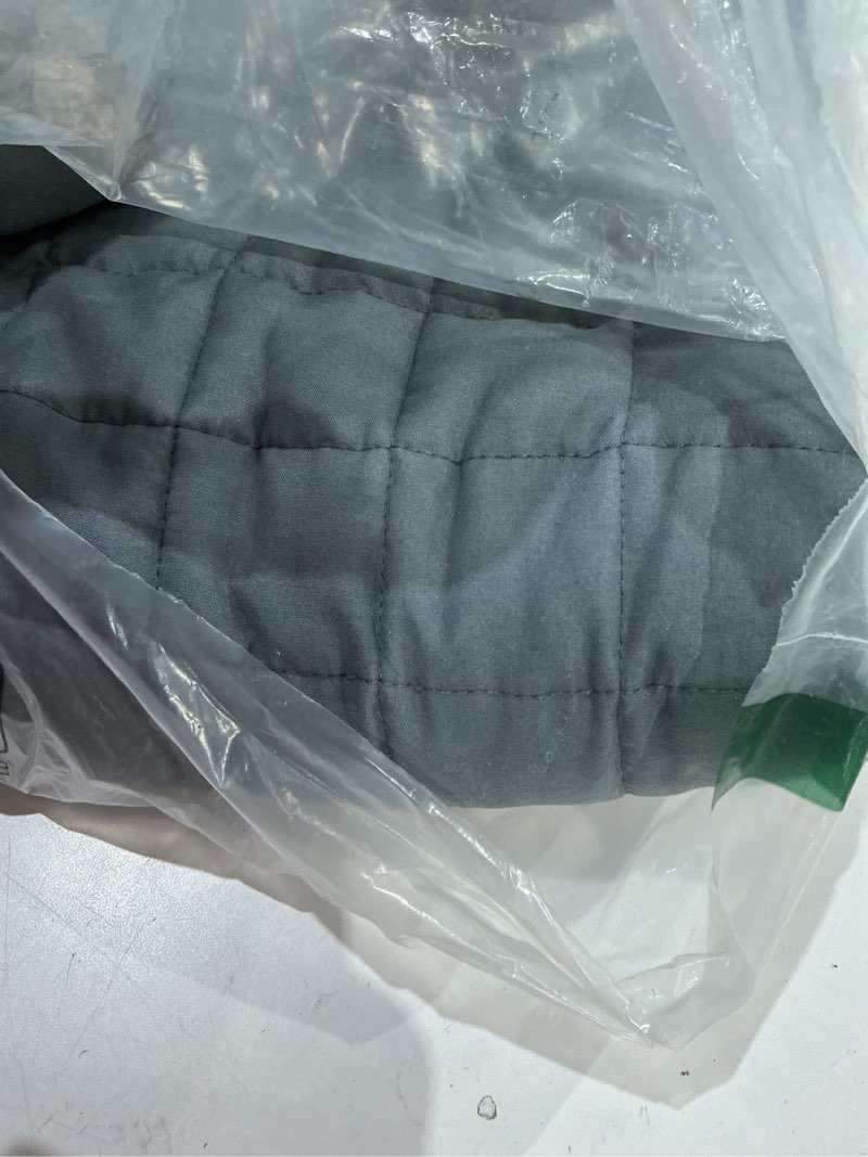 Condition photo showing As Is for ynm 15lbs weighted blanket for adults, heavy bed throw blanket with cooling glass beads for all season use, ideal for ~90lbs (48x72 inches, twin/full, dark grey) 48 in x 72 in 15 lb exclusive microfiber dark grey