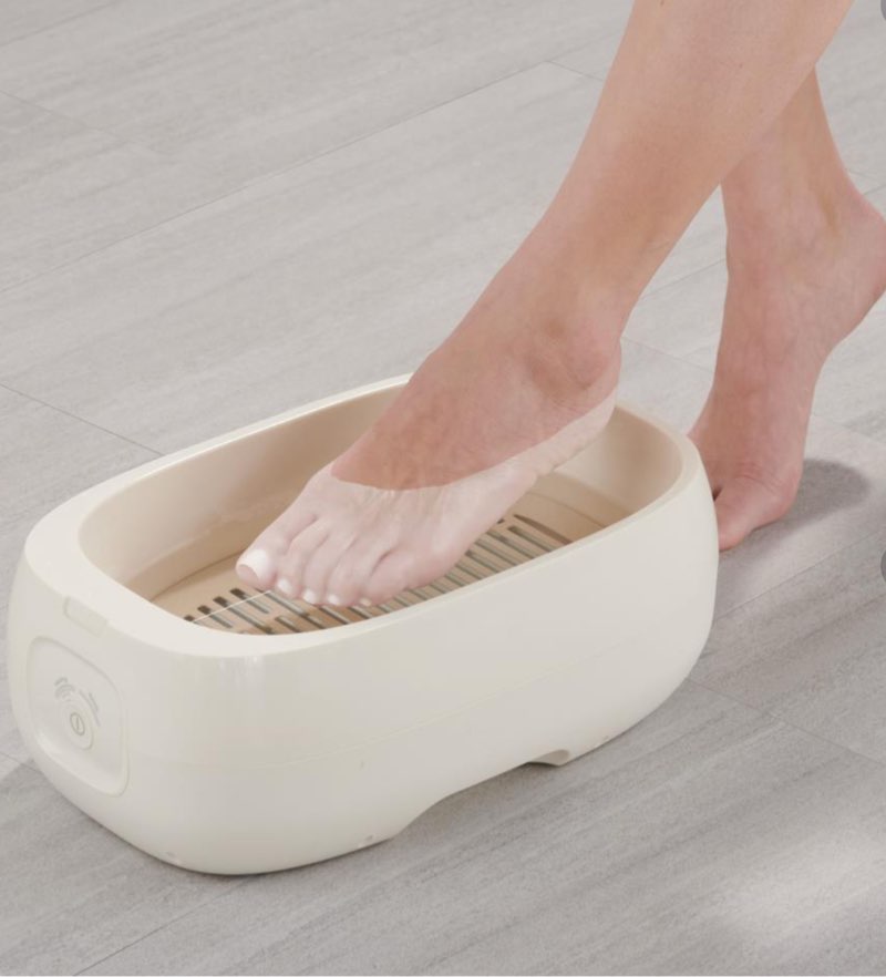 The Soothing Full Foot Paraffin Spa