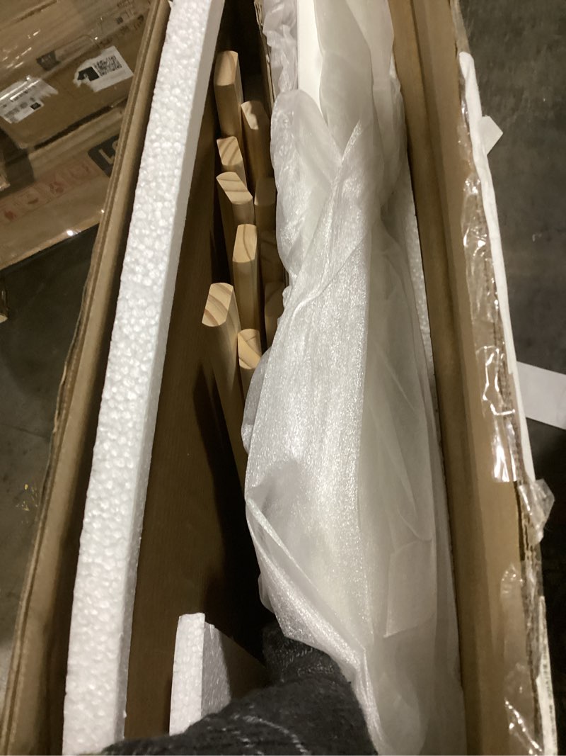 Condition photo showing Good Condition for Carter's by DaVinci Benji Toddler Bed in White, Greenguard Gold Certified
