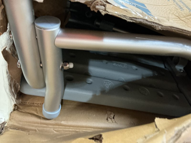 Condition photo showing Good Condition for transfer bench kd,tool free, 1/cs