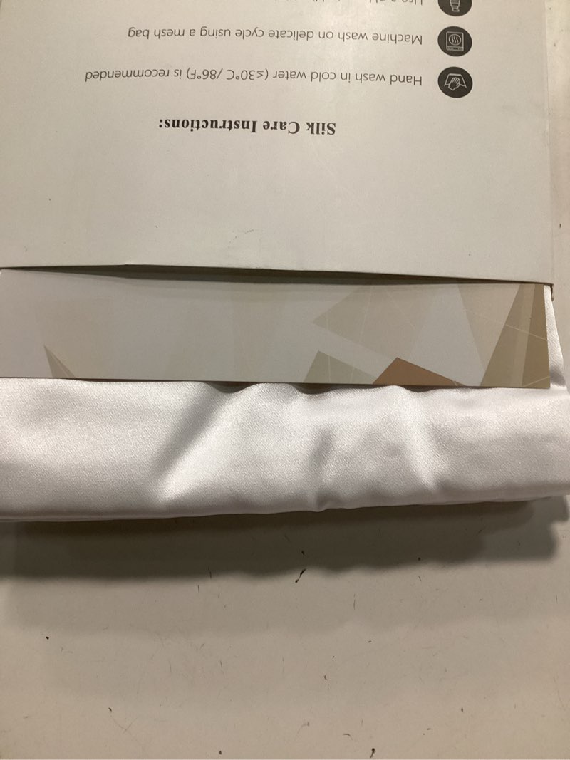 Condition photo showing New/Like New for ZIMASILK 100% Pure Mulberry Silk Pillow Cases for Hair and Skin, Soft, Hypoallergenic & Smooth, Both Sides Grade 6A Silk, with Hidden Zipper, Gift for Women Men,1pc (King 20''x36'',Taupe) Taupe King 20''x36''