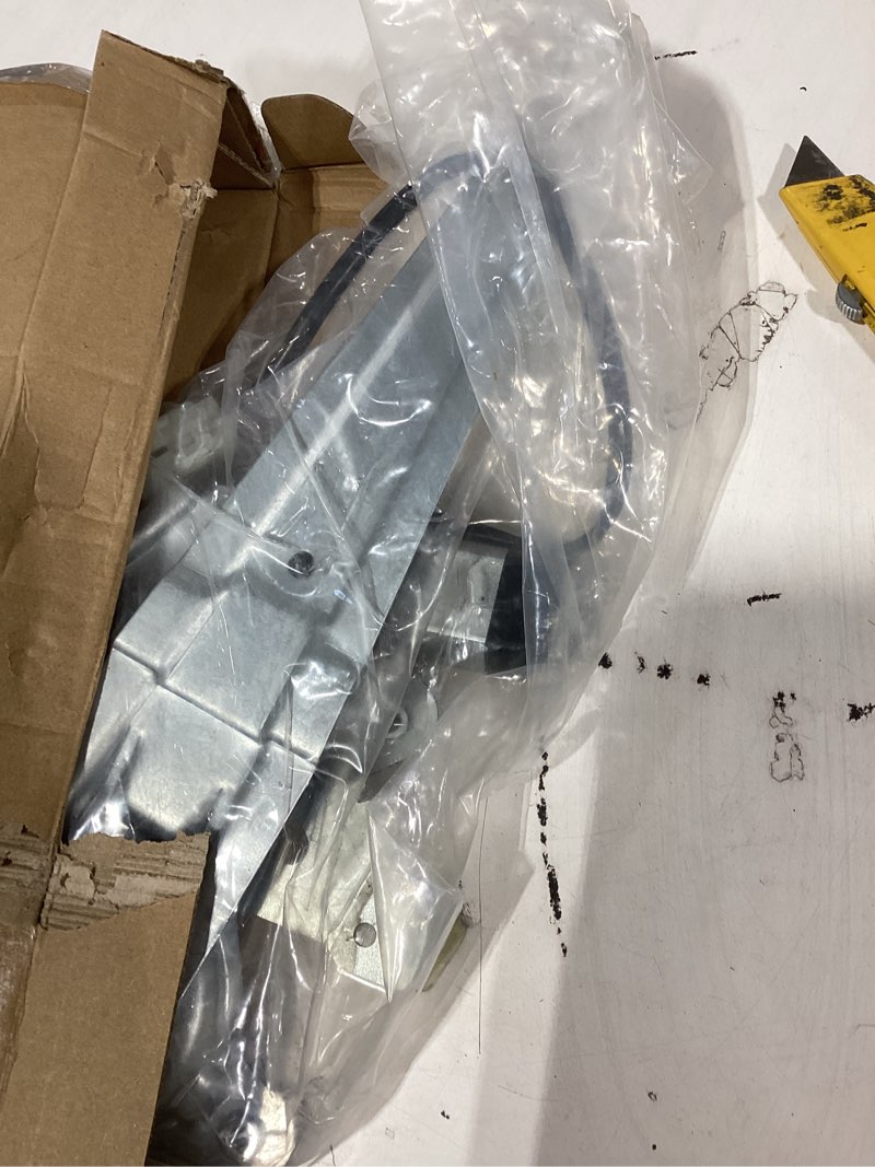 Condition photo showing Good Condition for scitoo rear left power window regulator replacement for 2001-2007 for toyota highlander 741-099 6980448031, 8572032150