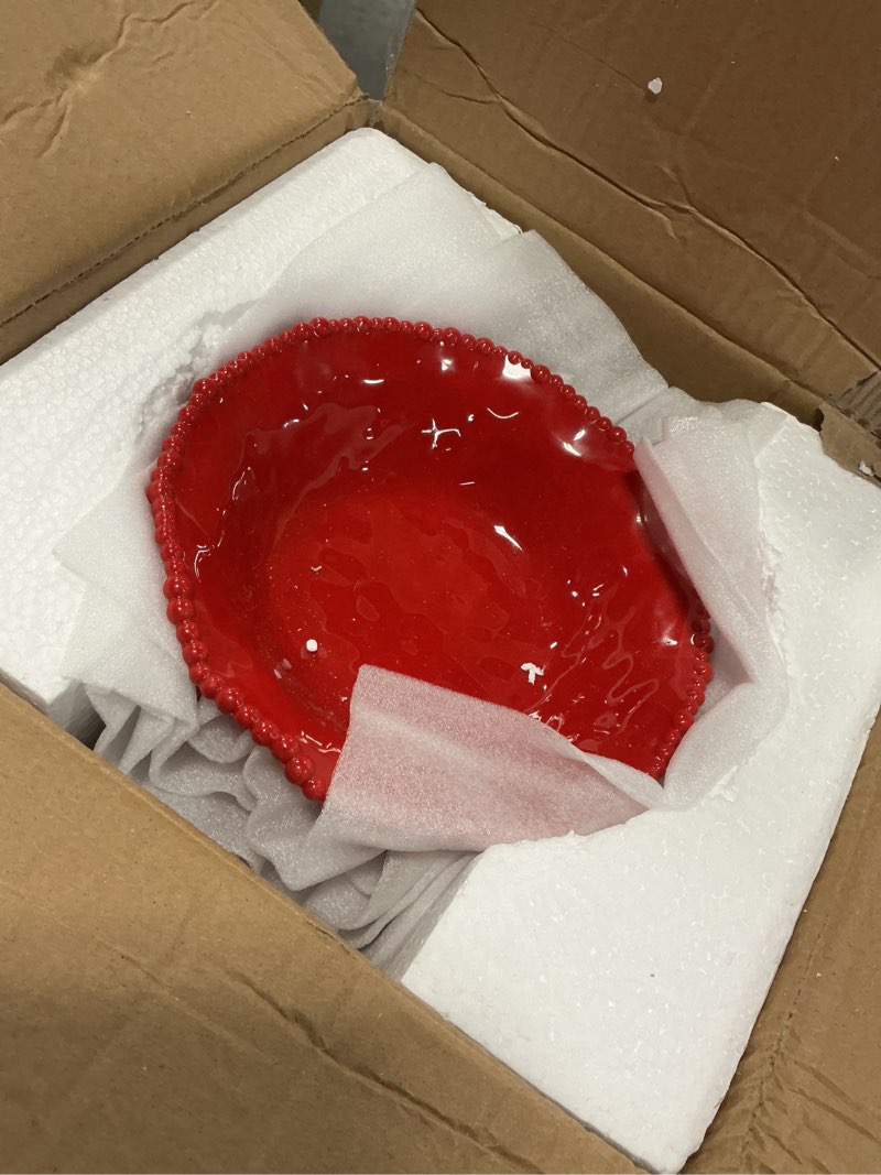 Condition photo showing Good Condition for Christmas Red 18 Piece Beaded Melamine Dinnerware Sets, Service for 6, Lightweight Unbreakable, BPA Free With Scalloped rim Plates and Bowls Sets, Dishwasher Safe, Indoor and Outdoor Use