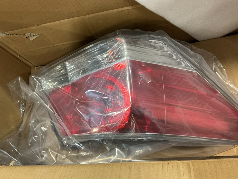 Condition photo showing New/Like New for brake tail light for honda accord sedan 2008-2012, ho2800172 rear taillight assembly replaces for 33550-ta0-a01, tail lamp with bulb, driver left side lh 2008-2012 driver left side lh